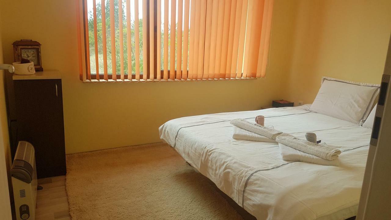 Malavi Guest House Krasen! Comfort&Clean! Exteriér fotografie